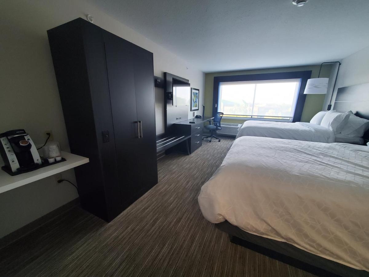 Express & - Harrisburg S - By Ihg 3*